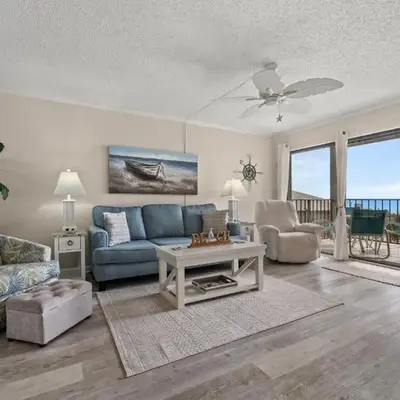 Moondrifter #307 by Nautical Properties