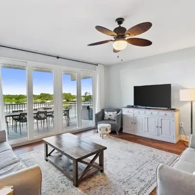 Laketown Wharf #333 by Nautical Properties