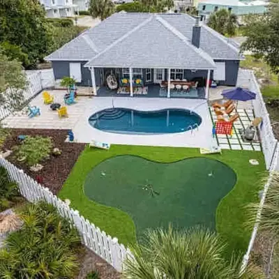 Luxurious 4BR Beach House with Pool
