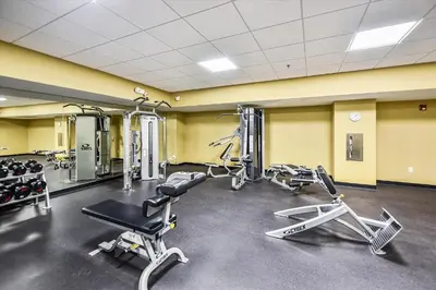 Gallery image of Emerald Beach 1830 - 2 Bedroom 2 BathBunks Sleeps 8 condo in Panama City Beach