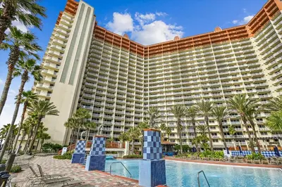 Gallery image of Shores of Panama 726 - 1BdBunks, Sleeps 6, Sunset View! Reserved Parking Space! Free Fun! condo in Panama City Beach