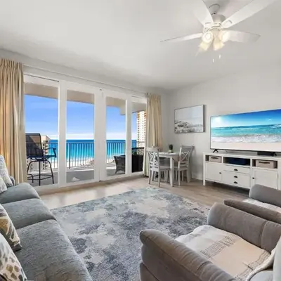 Luxury Gulf-View 3BD Condo! Free Beach Chairs! by Dolce Vita Getaways PCB