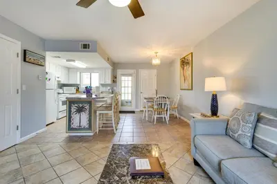 Gallery image of Panama City Beach Vacation Rental with Gas Grill! in Panama City Beach