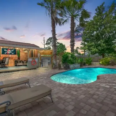 Shipwrecked - Private Pool Home