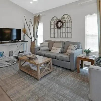 KK's Beach House - Newly remodeled