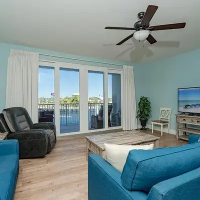 Laketown Wharf #119 by Nautical Properties