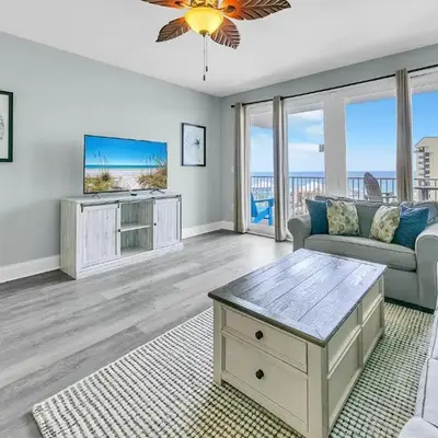 Laketown Wharf 607