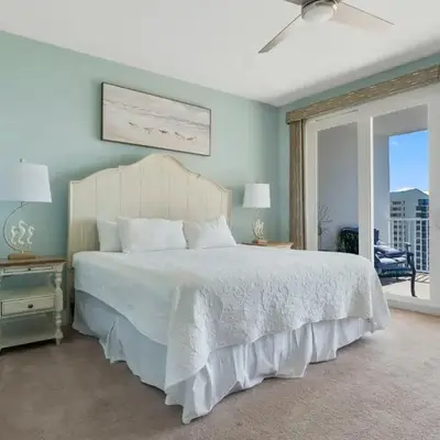 Laketown Wharf #721 by Nautical Properties