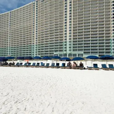 Emerald Beach Resort 2235