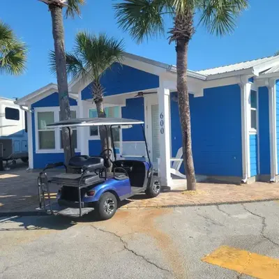 Venture Out 600 Seabreeze Dr Comes WITH GOLF CART