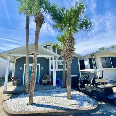 Venture Out 646 Octopus Dr Comes WITH GOLF CART
