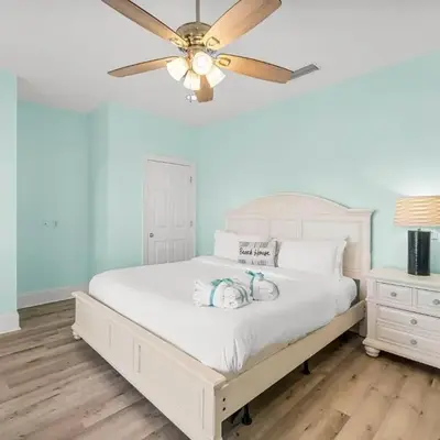 Spectacular Gulf Views w/ PRIVATE POOL! Remarkable 3BR 35BA Bedding for 12!