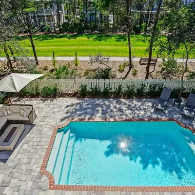 Pool's Paradise