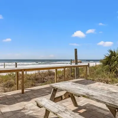 Grandview Oasis! 3BR 2BA Sleeps 9! Gulf-front tranquility beckons!