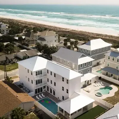 The Taj Of The Gulf! Luxury Beach Mansion! Sleeps 37