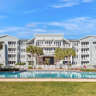 Gulf Front - Large Pool - Bikes - Gated Community