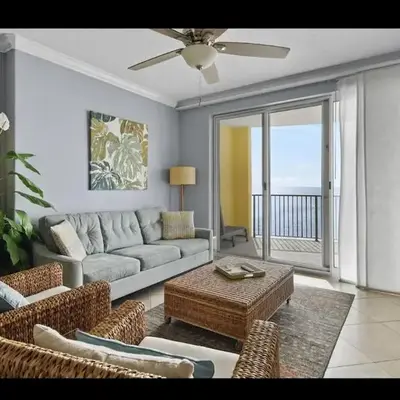 Beautiful Beachfront Views - The Retreat at Emerald Isle