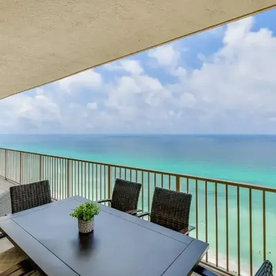 Newly Renovated Luxury OCEAN FRONT Condo! Top Floor Condo with PENTHOUSE OCEAN VIEWS!