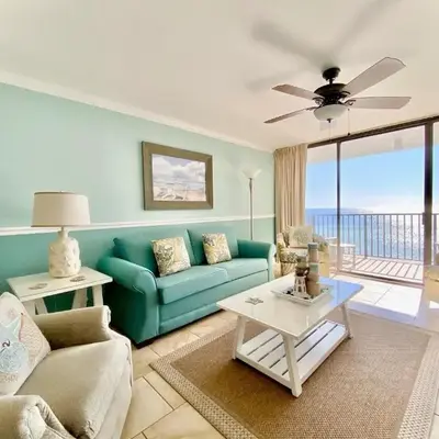 Pelican Walk 504