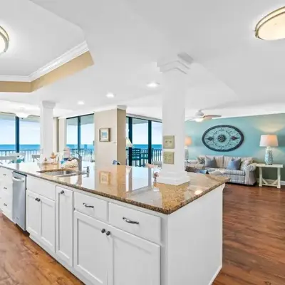 Pelican Walk 408