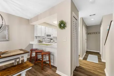 Gallery image of Across from West End Beach! Pet Friendly! in Panama City Beach