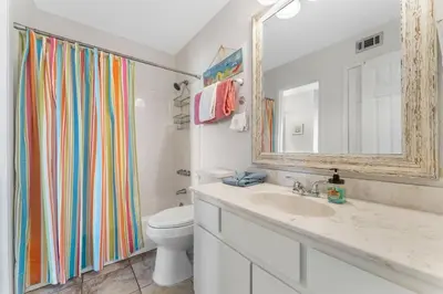Gallery image of Across from West End Beach! Pet Friendly! in Panama City Beach