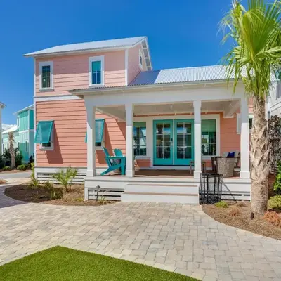 Margaritas and Parrots in PCB Beachy Bungalow!
