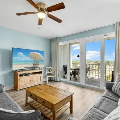 Laketown Wharf #1931