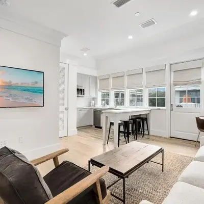 Bella Carriage House