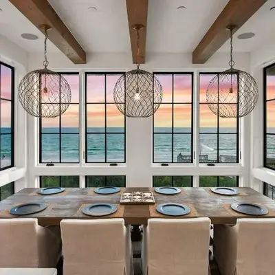 Oasis Cottage & Carriage House
