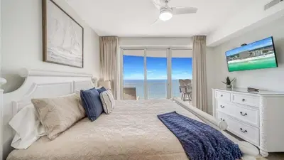 Gallery image of Coastal Hippy Chic by AvantStay Oceanfront 2 Pools Beach Chairs Incl. in Panama City Beach