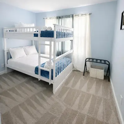 a bedroom with two bunk beds at Charming 3-bedroom home in beautiful Panama City in Panama City