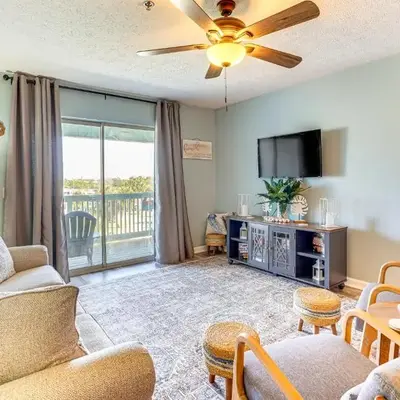 Walk to Beach Condo with Balcony in PCB!