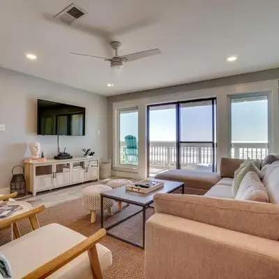 Ramsgate 22 Premium Quality One level Fully Renovated