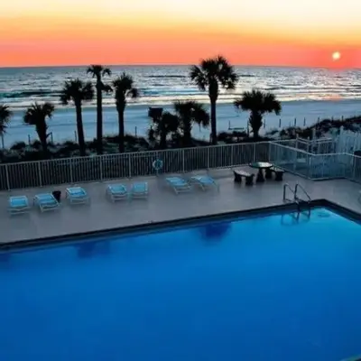 2 BD 2 and half BA Two Story Beach Haven Pet Friendly with Golf Cart