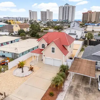 Beach House - Sunset Escape by Panhandle Getaways
