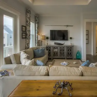 Whale Tales Prominence 30A! BESIDE POOL! 6 seater LSV! 4 Bikes Sleeps 6!