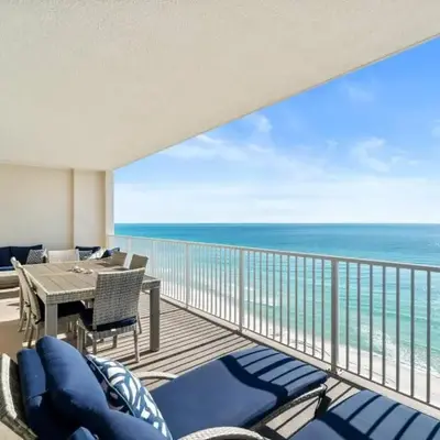 Family-Friendly 4BR Beachfront Retreat w/ Indoor & Outdoor Pools