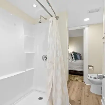 Sunbird 110W 1 BR 1 BA Located right next to pool