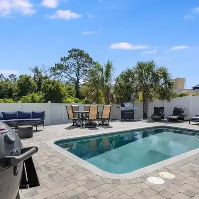 221 Sands Street - 4 BR with Private pool