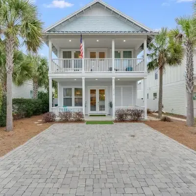 Coastal Sands - 219 Sands Street