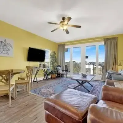 Laketown Wharf 338 condo