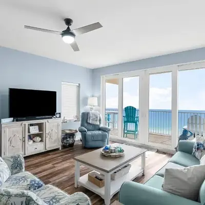 Laketown Wharf #1801