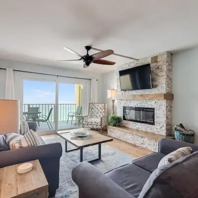 Regency Towers 1018 Beachfront unit
