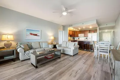 Gallery image of Serenity of PCB at Laketown Wharf in Panama City Beach