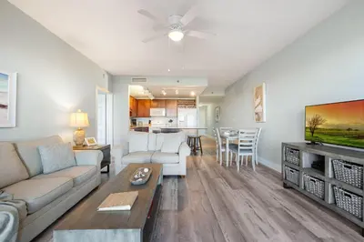 Gallery image of Serenity of PCB at Laketown Wharf in Panama City Beach