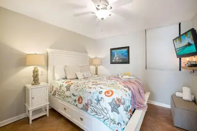 Gallery image of Lands End at Sunbird Beach Resort in Panama City Beach