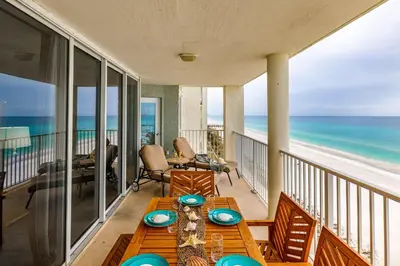 Gallery image of Barefeet Retreat at Longbeach Resort in Panama City Beach