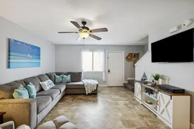 Gallery image of Beach A Holic at Gulf Highlands Beach Resort in Panama City Beach