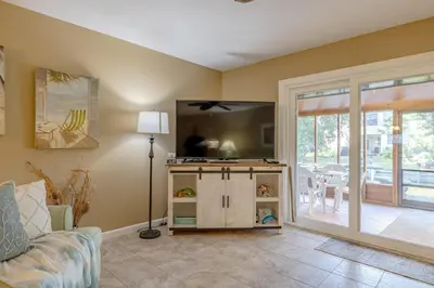 Gallery image of Castaway at Gulf Highlands Beach Resort in Panama City Beach
